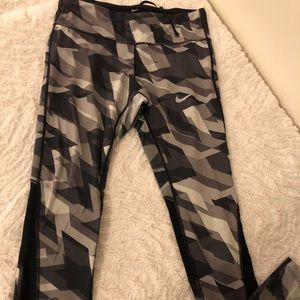 Nike dri fit leggings
